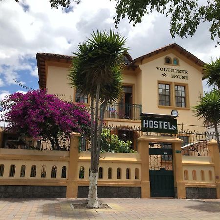 Volunteer House Hotel Quito Exterior photo